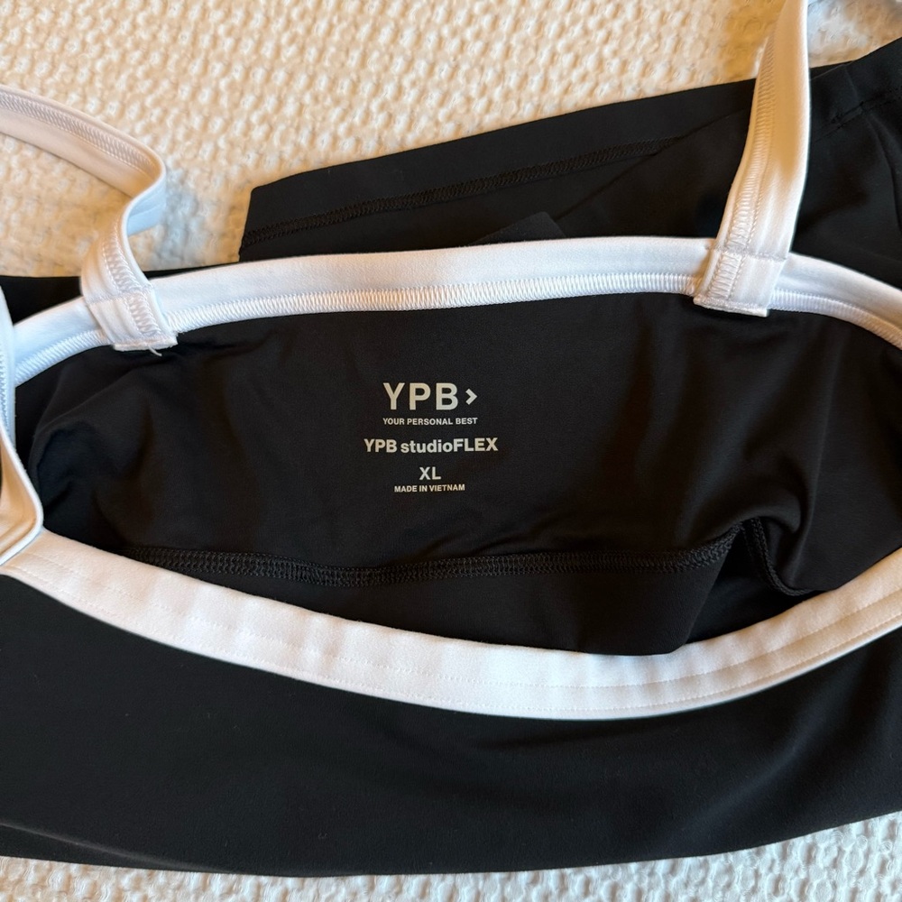 EUC Abercrombie & Fitch YPB StudioFlex Cami Tank | Sz XL | Black | like new - Picture 4 of 4